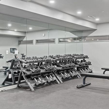 Апартаменты Skyline View, Pool, Gym, Balcony'S, Walk To Bway! Нэшвилл Экстерьер фото